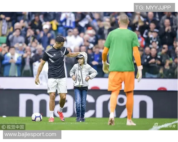 姆班古拉谈离开尤文后的新挑战称比利时边锋竞争激烈但无所畏惧 姆班古拉谈离开尤文后的新挑战称比利时边锋竞争激烈但无所畏惧