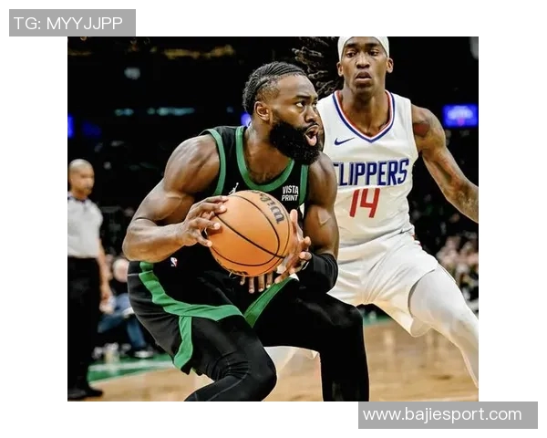 小卡赛后分享大胜经验强调防守抢断与快攻反击的重要性 小卡赛后分享大胜经验强调防守抢断与快攻反击的重要性